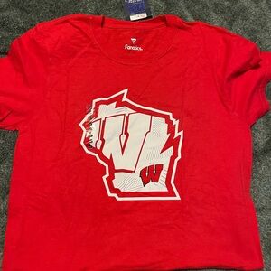 Wisconsin Badgers T-Shirt NWT!